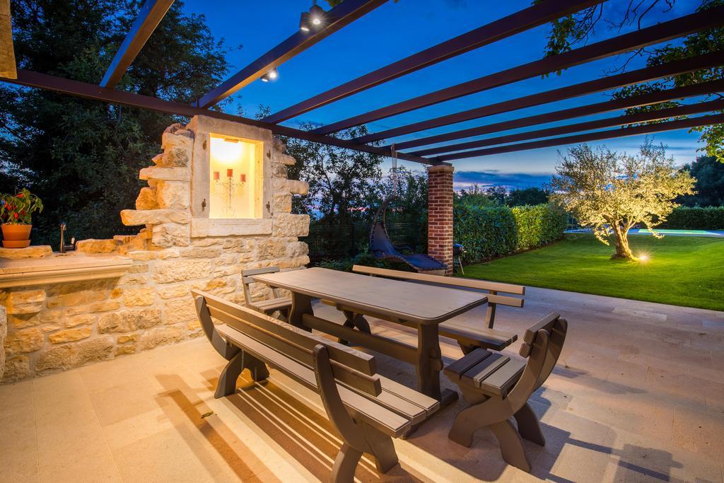Villa Parenzana Višnjan 外观 照片